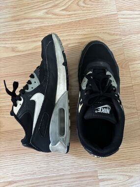 Women’s Nike Air Max 90 black and grey